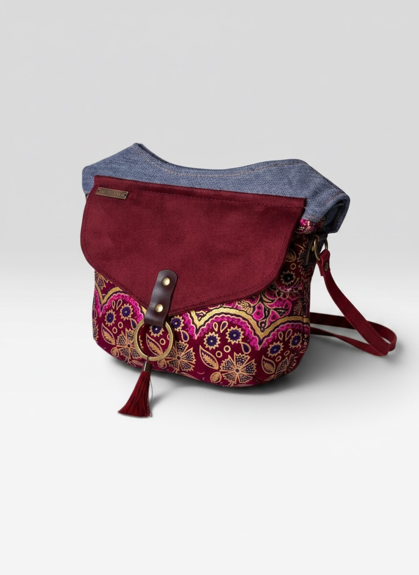 Riñonera Jeans *Java Bordeaux*. Pieza única hecha a mano. Num 127