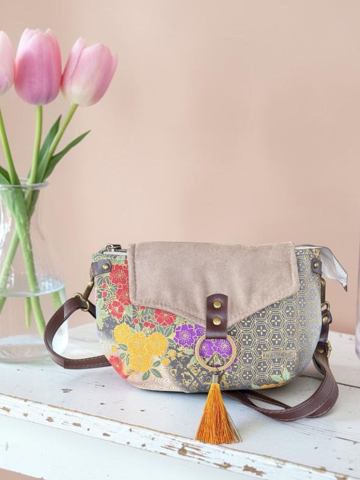 Mini Bandolera *Hanami*. Pieza única hecha a mano. Num 105