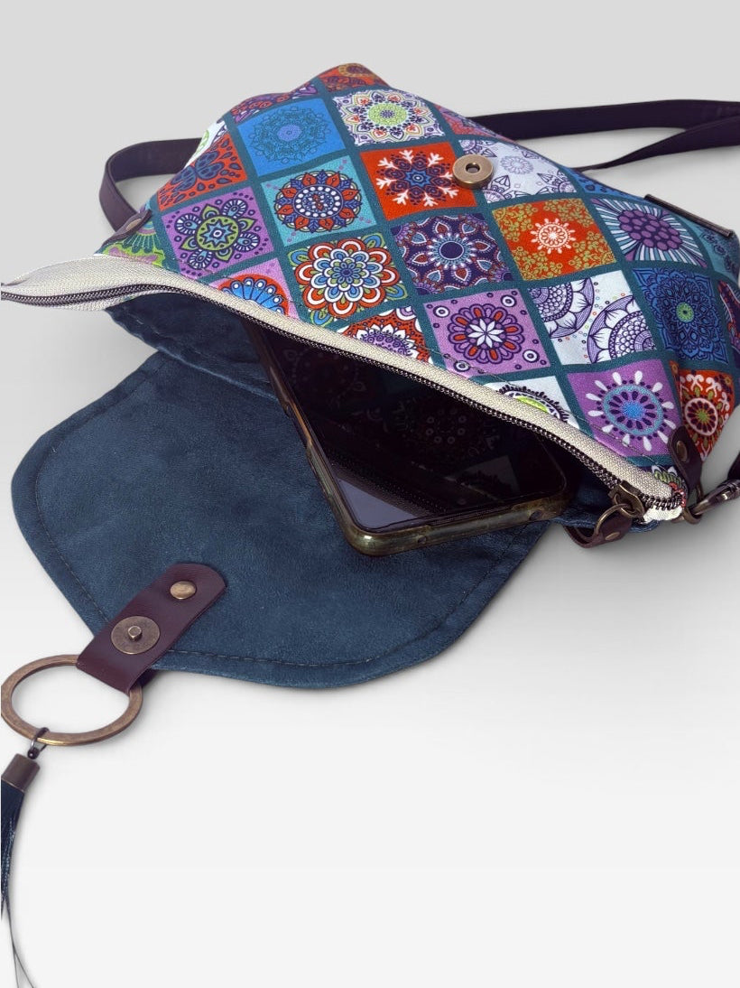 Mini Bandolera *Patchwork Índigo*. Pieza única hecha a mano. Num 123