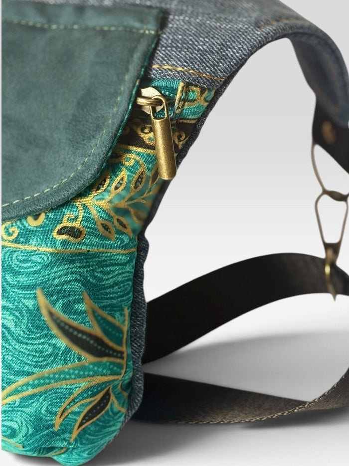 Riñonera Jeans *Java Jade*. Pieza única hecha a mano. Num 128