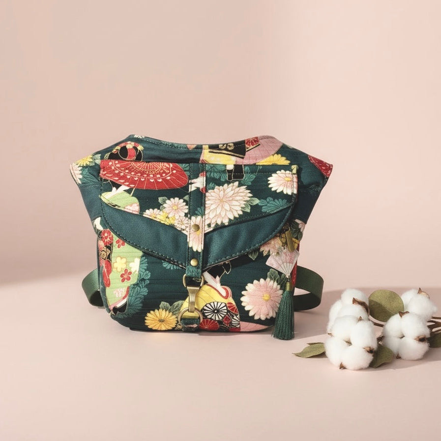 Riñonera Elegant *Kimono Jade*. Pieza única hecha a mano. Num 92