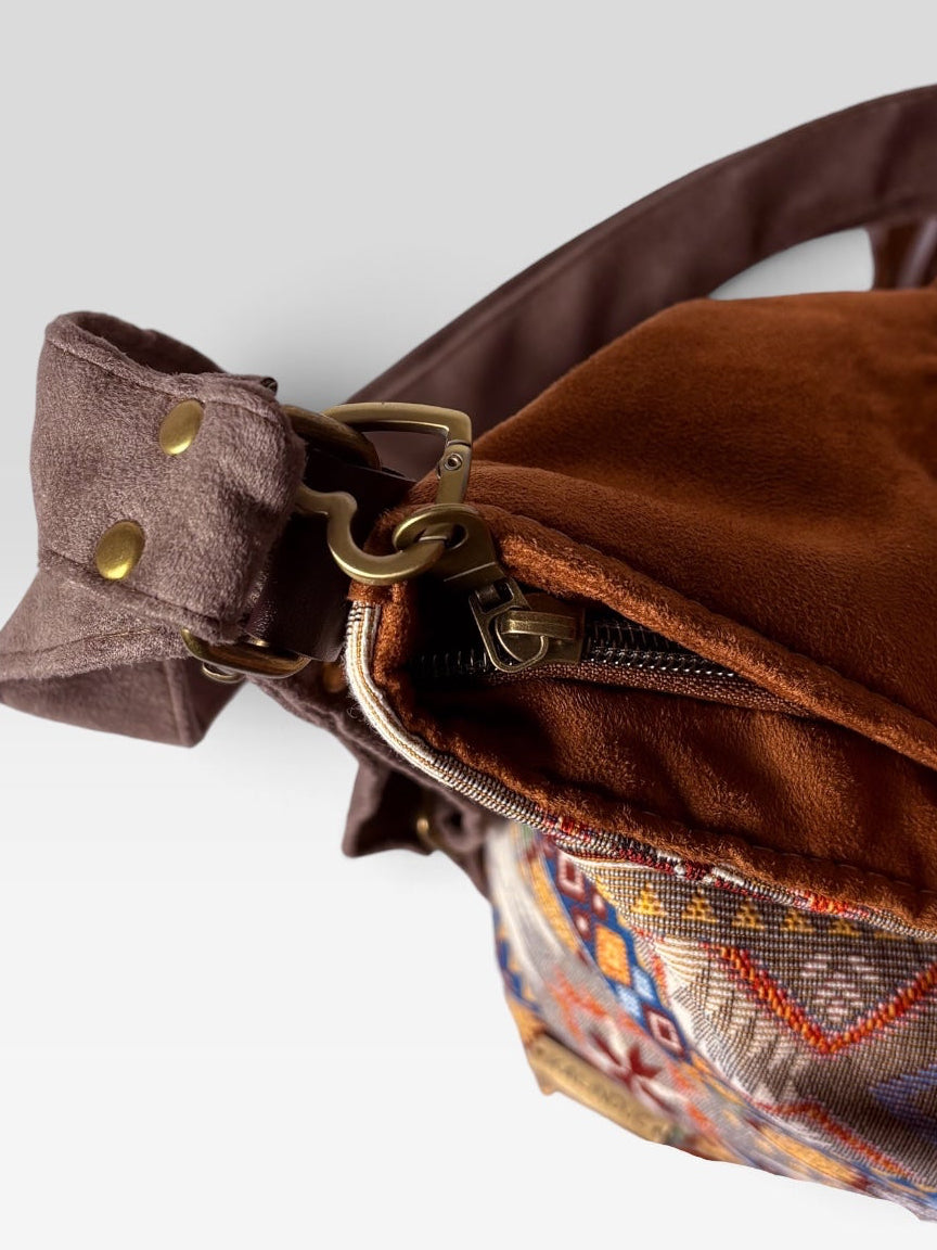 Bolso convertible en mochila *Kilim Nomad*. Pieza única hecha a mano. Num 126