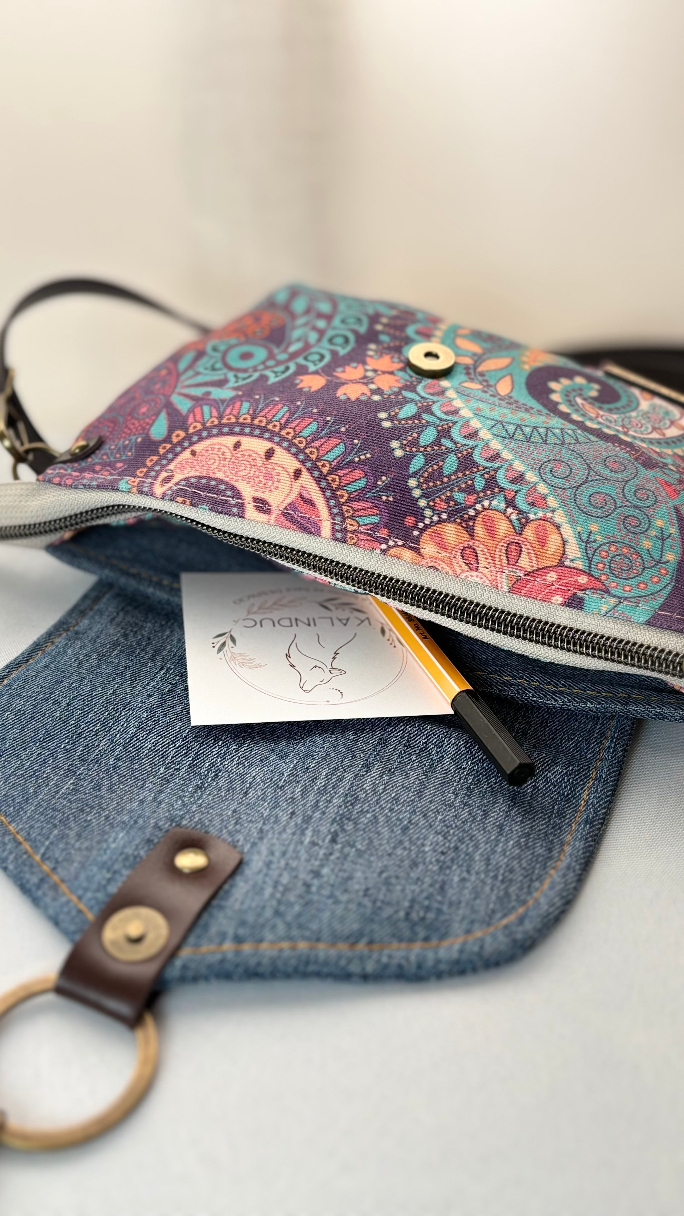 Mini Bandolera *Jeans Pasley Sunset*. Pieza única hecha a mano. Num 118