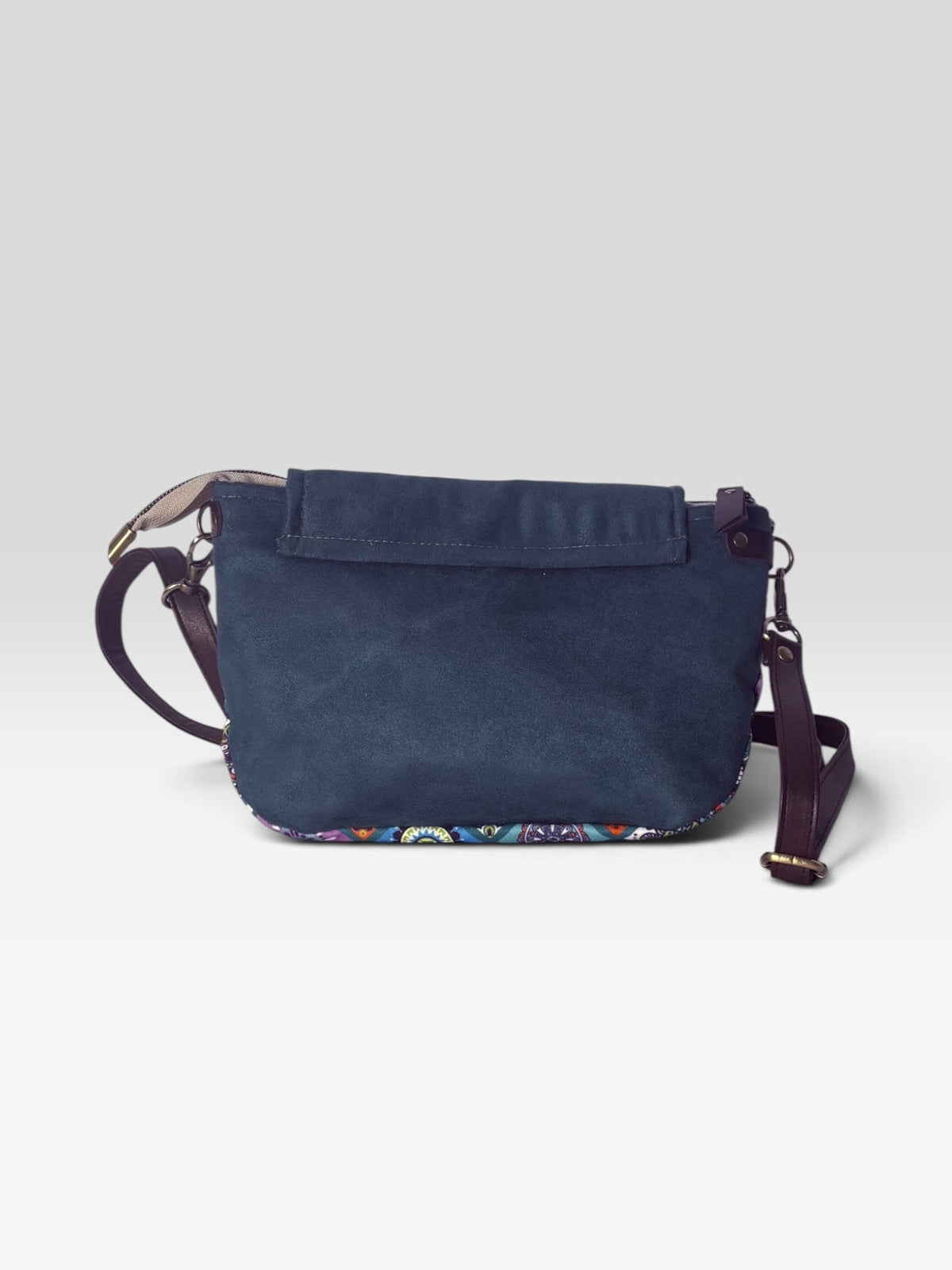 Mini Bandolera *Patchwork Índigo*. Pieza única hecha a mano. Num 123