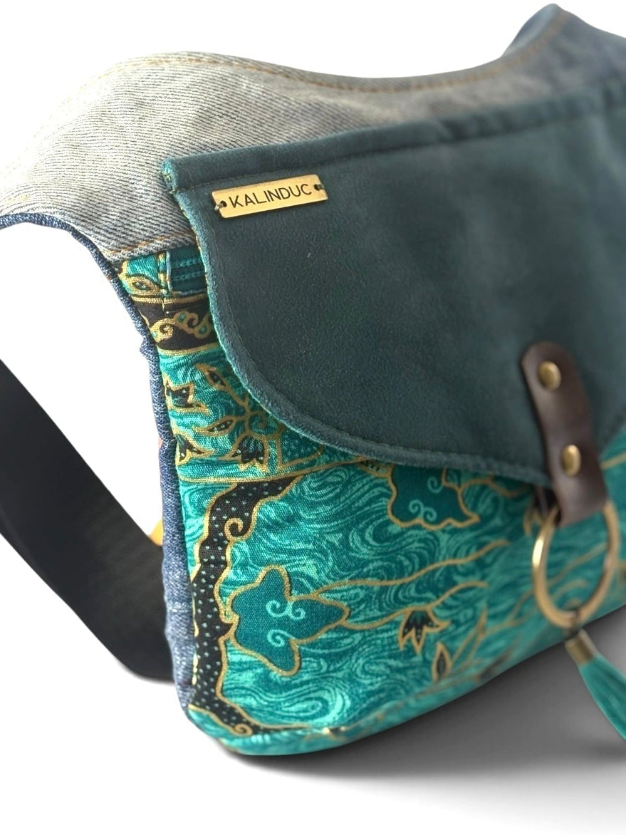 Riñonera Jeans *Java Jade*. Pieza única hecha a mano. Num 128