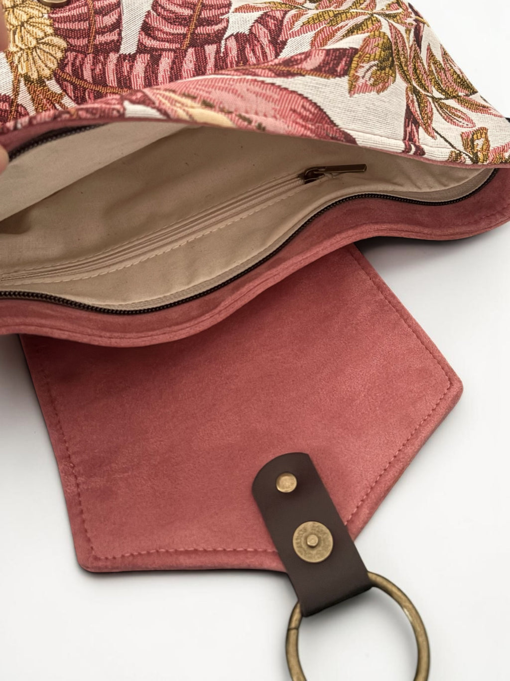 Bolso convertible en mochila *Bloom Tropical*. Pieza única hecho a mano. Num 100
