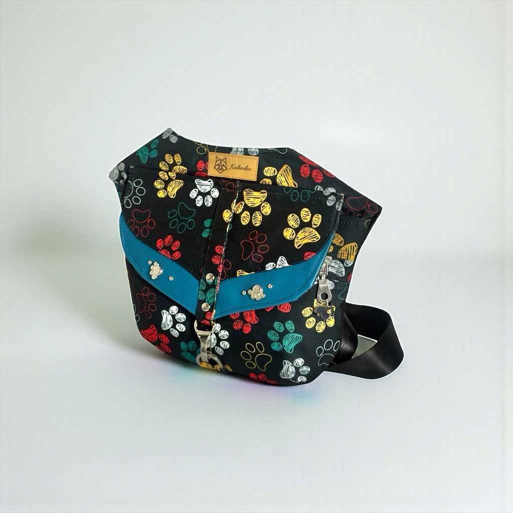 Riñonera Basic *Paws Multicolor*. Impermeable. Pieza única hecha a mano. Num. 54