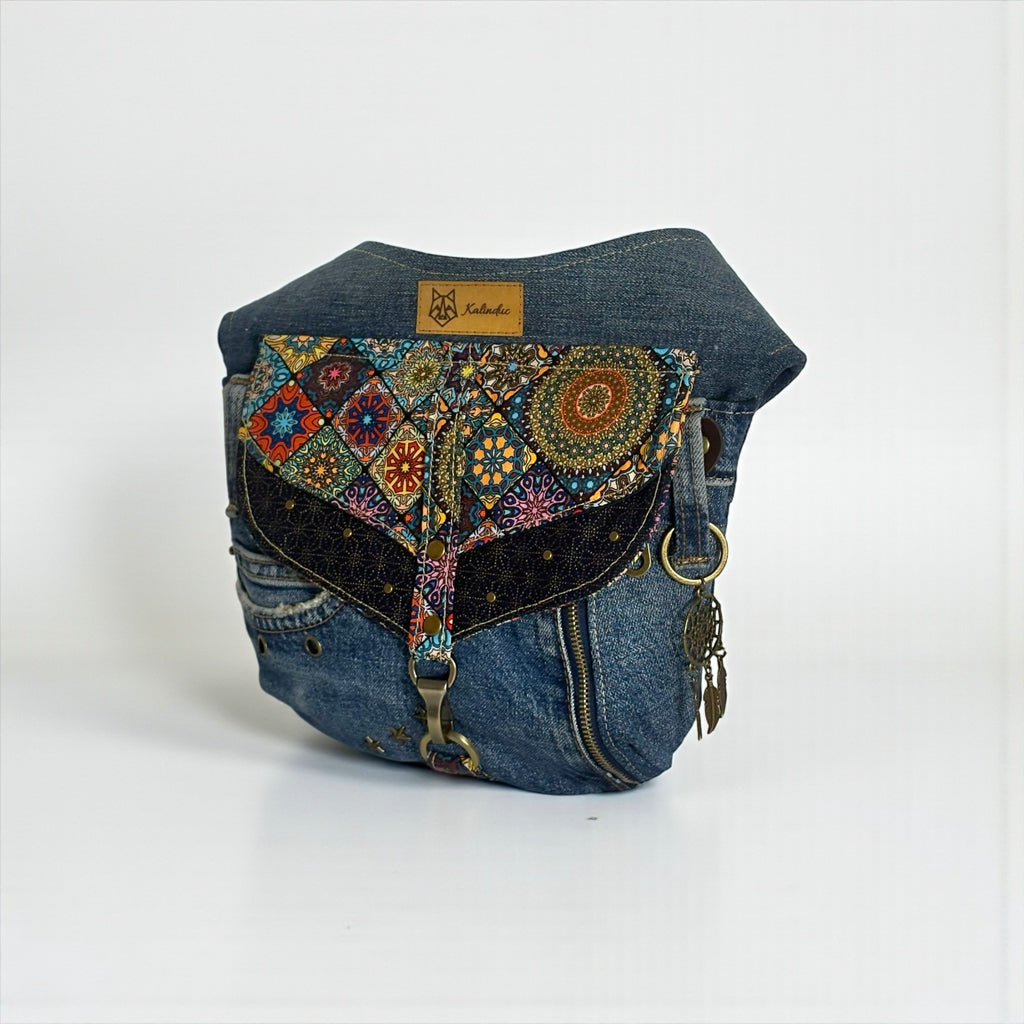 Riñonera Jeans *Mandalas Vintage *. Pieza única hecha a mano. Num. 67