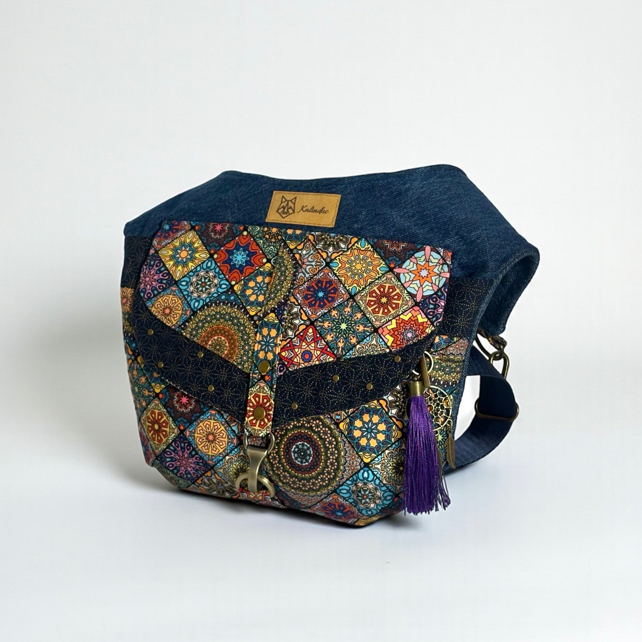 Riñonera Jeans *Mandala Bohemia*. Pieza única hecha a mano. Num 70