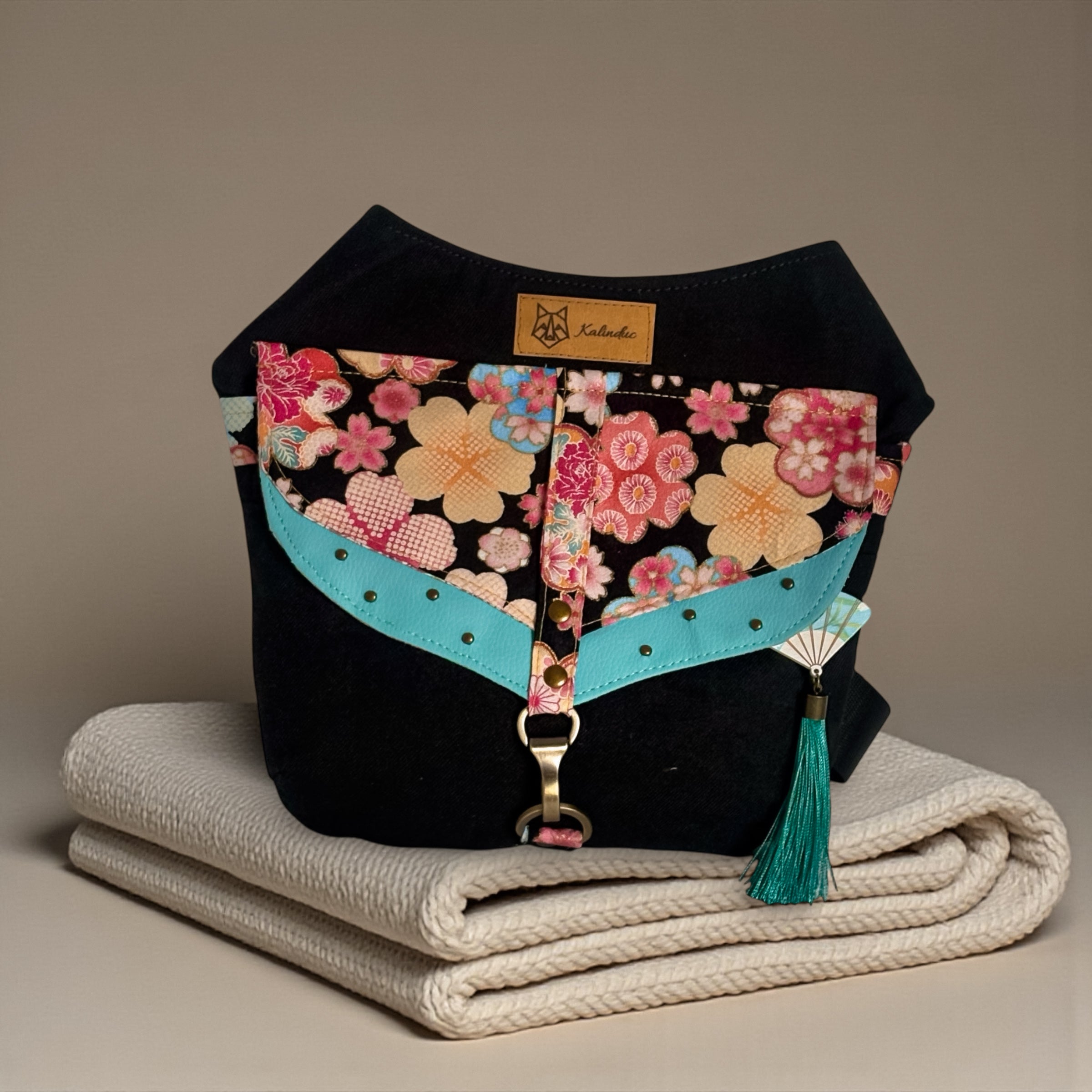 Riñonera Basic *Tokyo Garden Pink & Blue*. Pieza única hecha a mano. Num 55