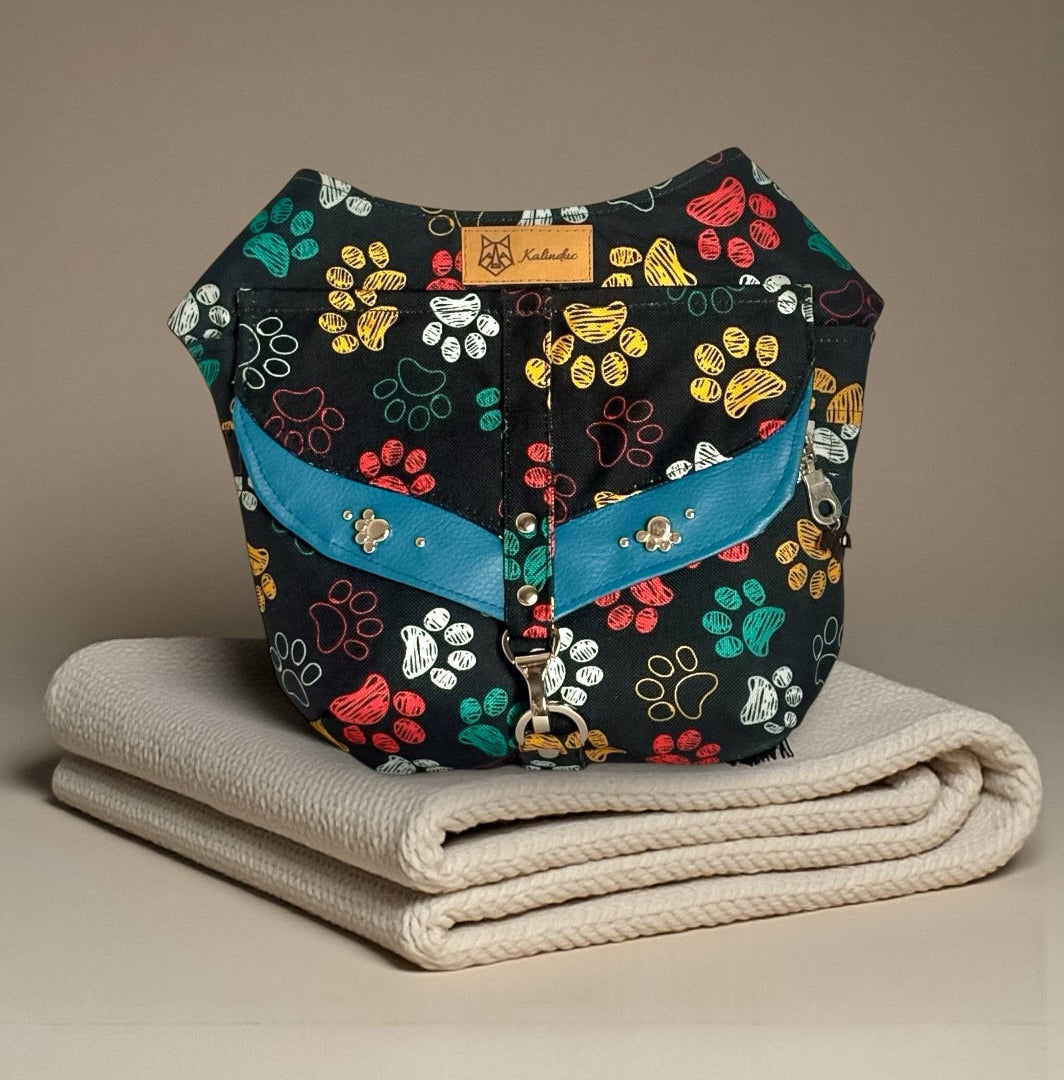 Riñonera Basic *Paws Multicolor*. Impermeable. Pieza única hecha a mano. Num. 54