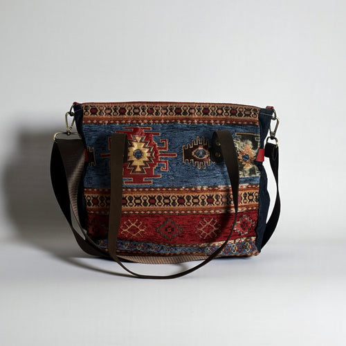 Bolso Jeans *Kimli Turco Burdeos*. Pieza única hecha a mano. Num 80