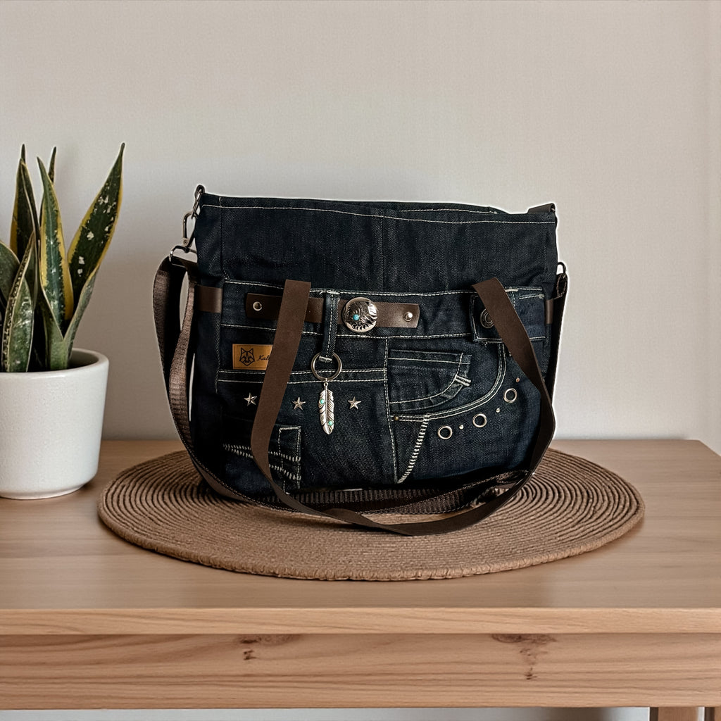 Bolso Jeans Recycled *Pluma estrellada*. Pieza única hecha a mano. Num 82
